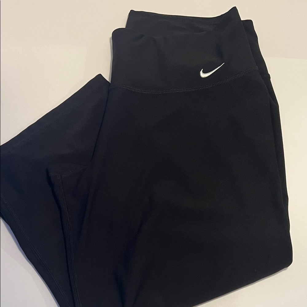 Nike Dri-Fit Black Activewear Capri